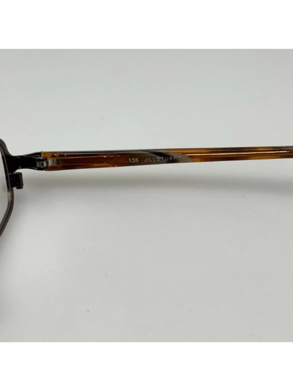 Jill Stuart lenses are